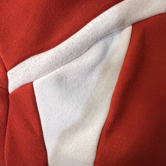 Hungary Fleece Red Jacket with Patch and Embossed Lettering on Back Men's Medium - Picture 12 of 12